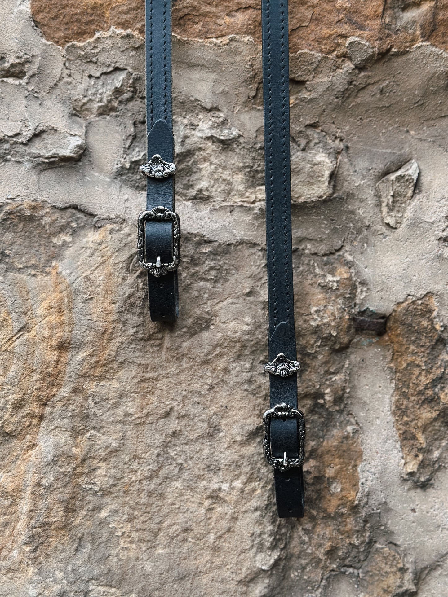 Manufaktur Lederzügel mit Ziernaht geschlossen ( passend zu Manufaktur Schulzaum Deluxe)